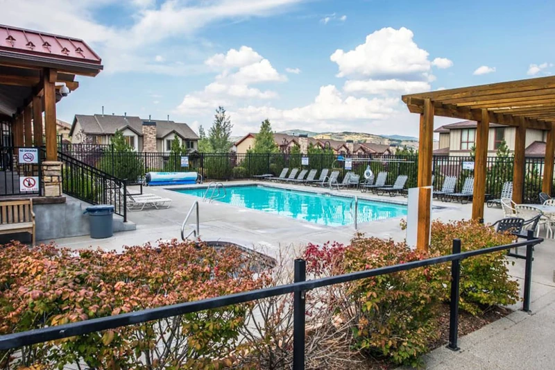 Bear Hollow community pool
