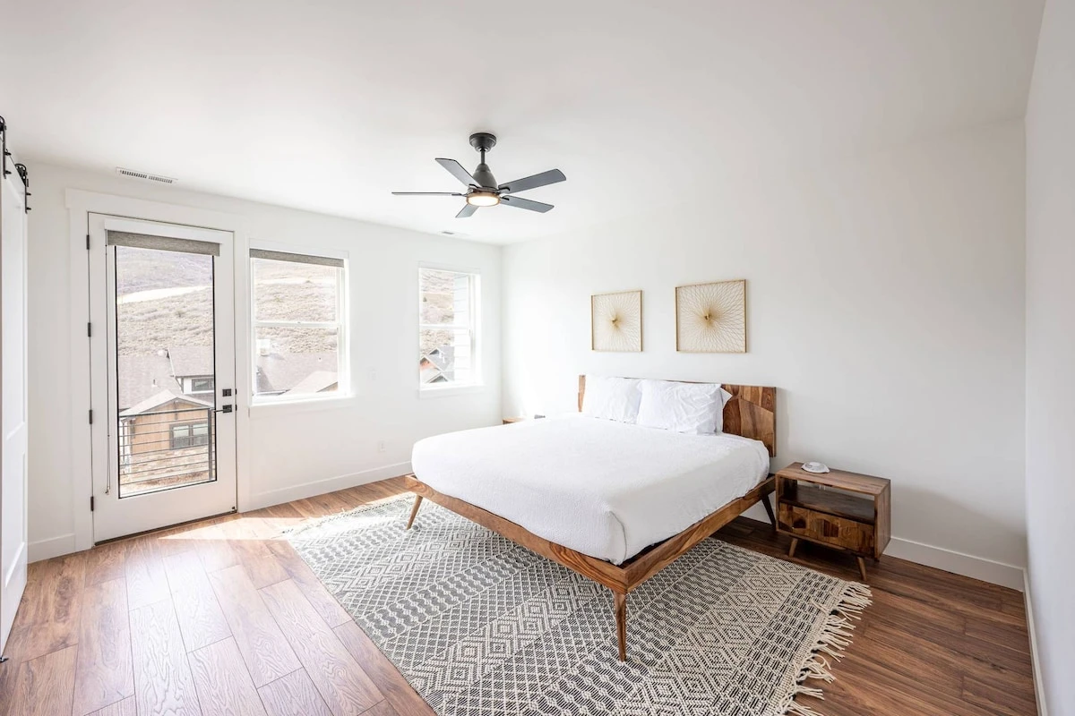 After a day on the slopes the Primary suite is the perfect retreat