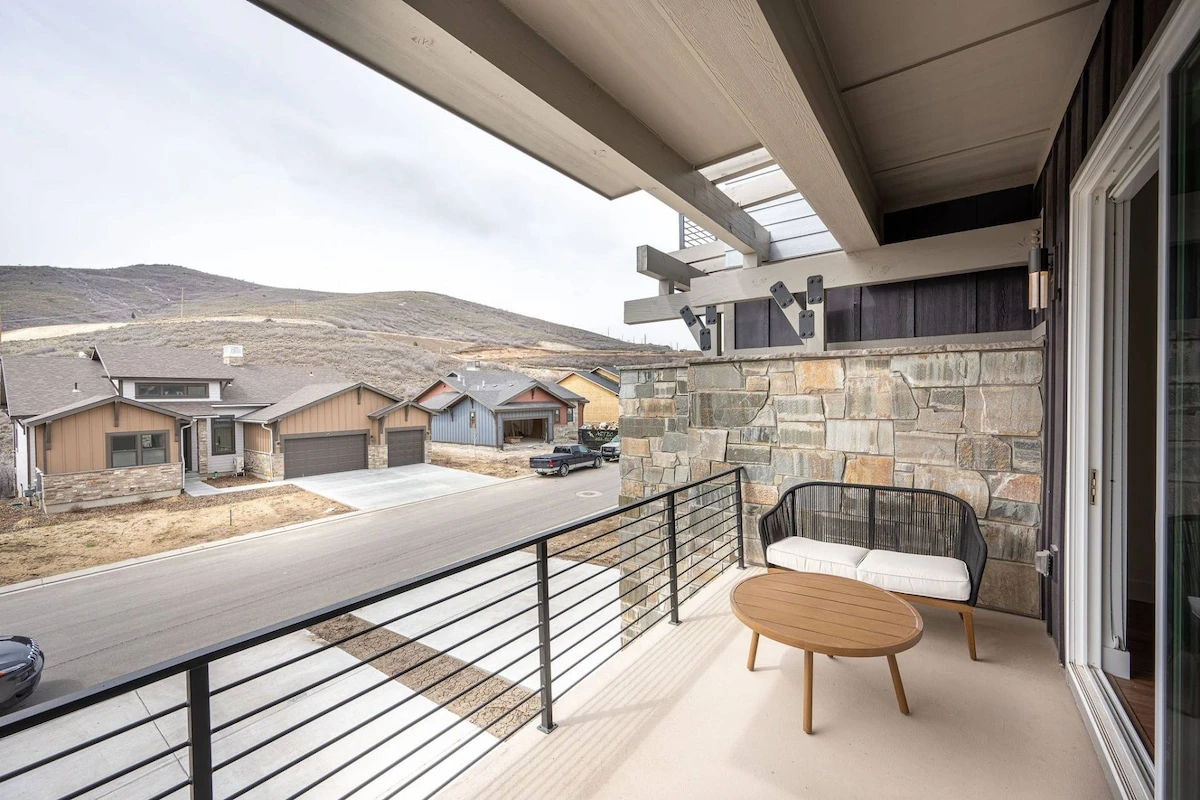 Outdoor seating with mountain views