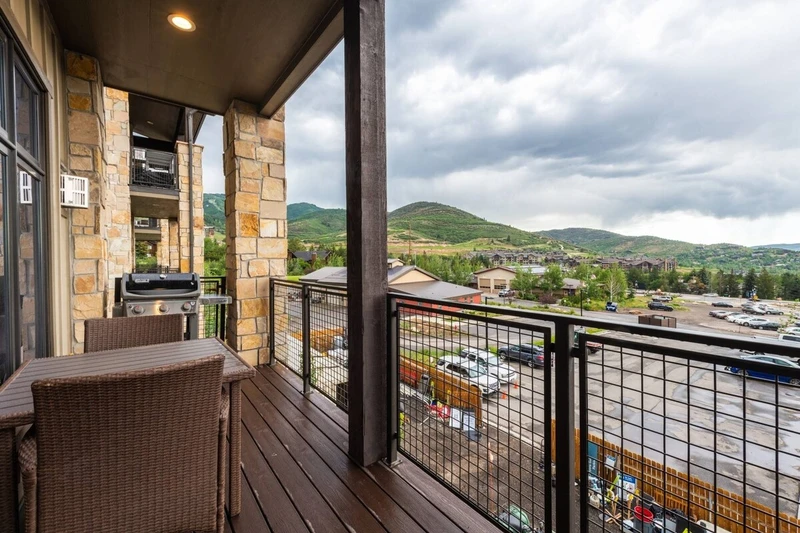 Private balcony just off of the living room w Gas Grill