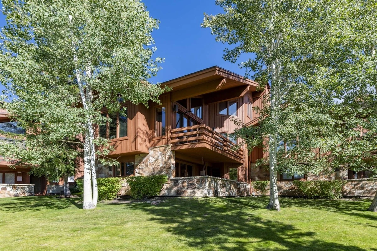 Stay in the Heart of Silver Lake At Deer Valley The Ridge! This is the View from the Back