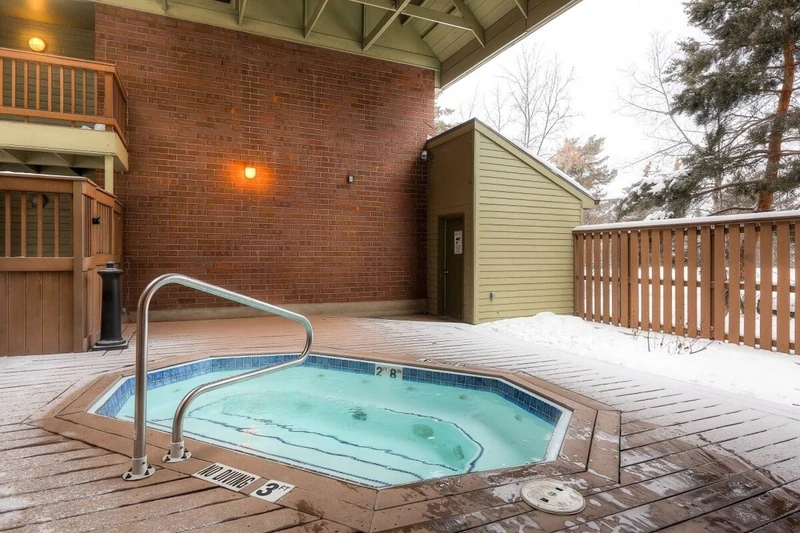 Guests will enjoy an onsite common hot tub and access to Park City’s free transit system.