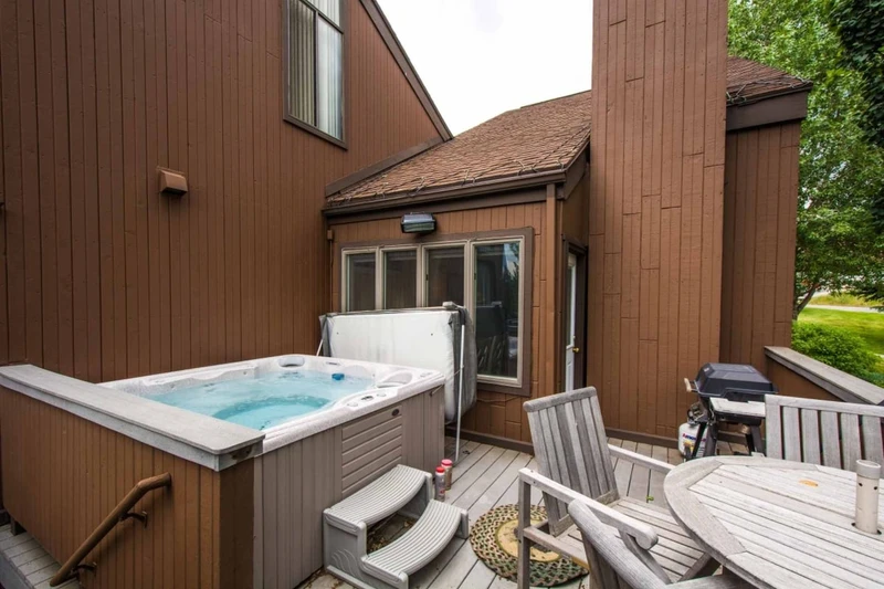 Relax in the private hot tub while enjoying the gorgeous views! From your deck you can look out onto the Park City Golf Course or the Wasatch Mountain