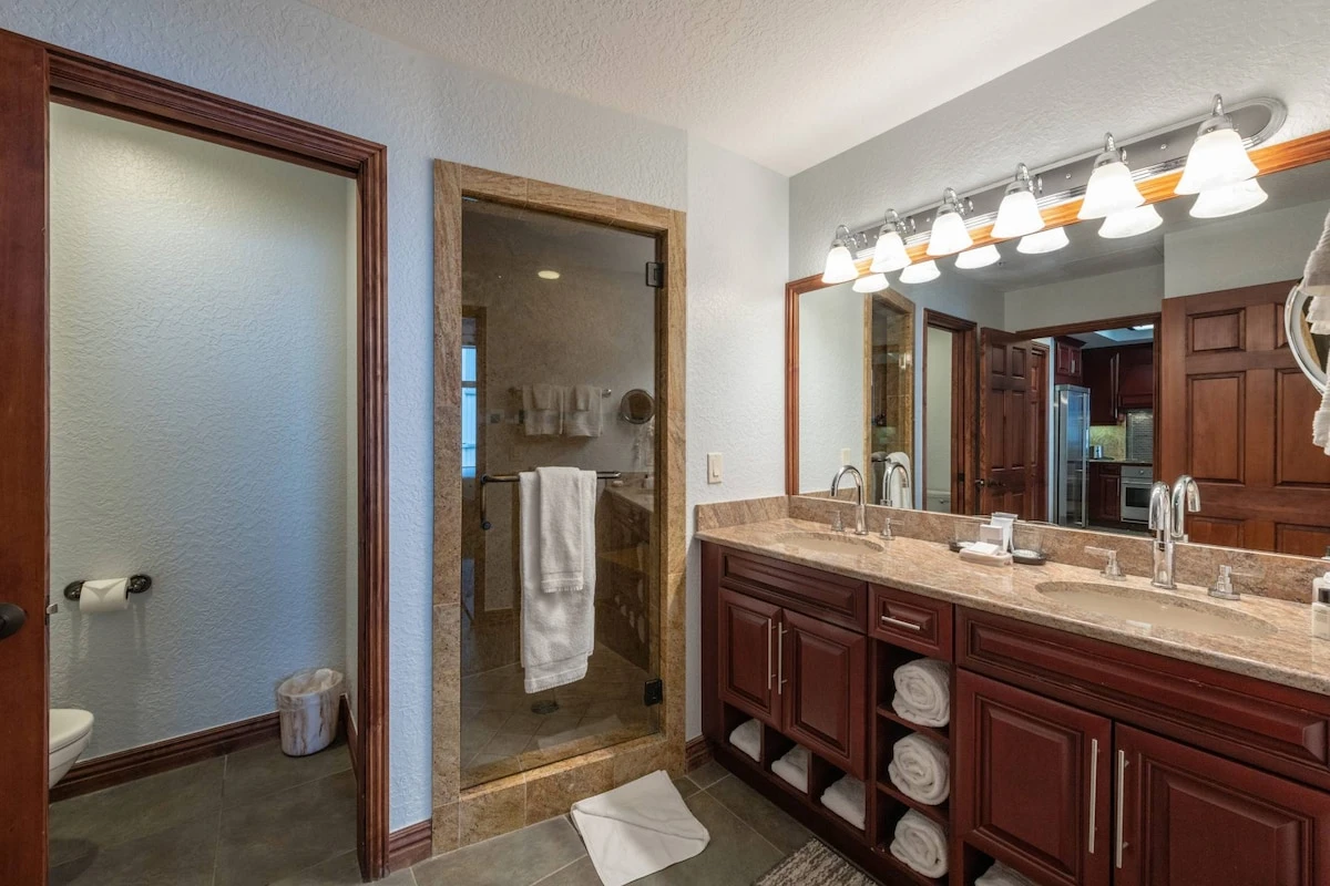His and Hers wash basin