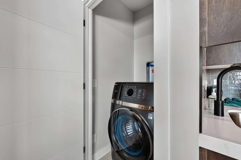 Klaim 64